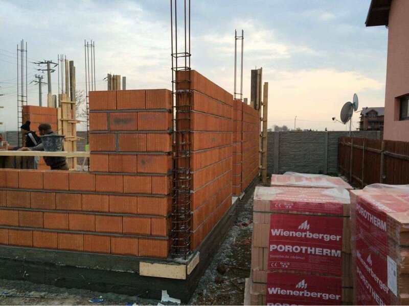Construim case la rosu, case la cheie, case pe structura din lemn